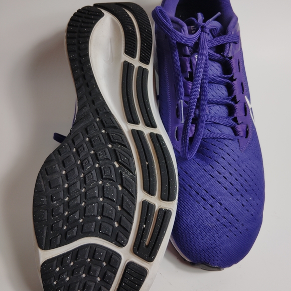 Nike Air Zoom Pegasus 38 in Purple and Black